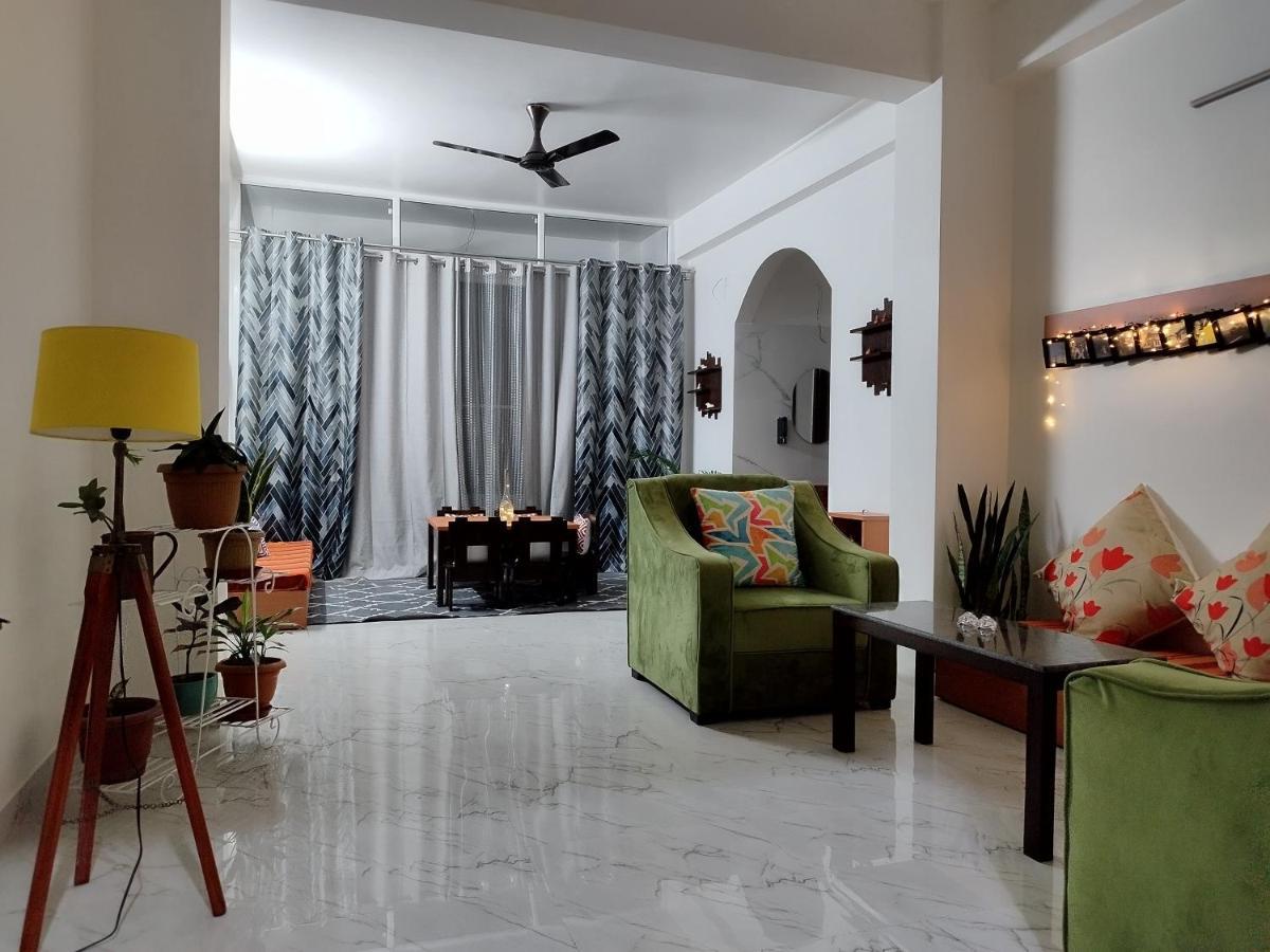 Jubels Homestay Guwahati Exteriör bild