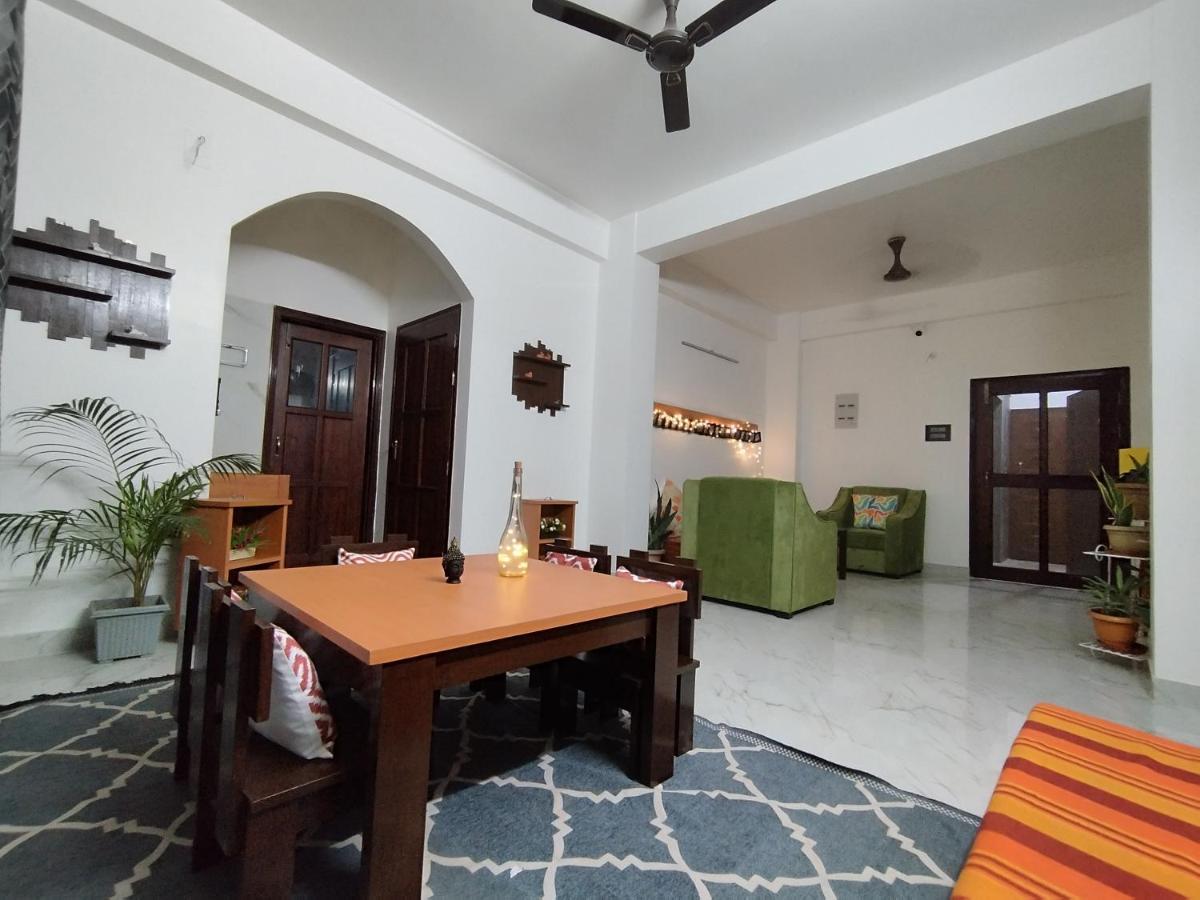 Jubels Homestay Guwahati Exteriör bild